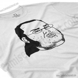 Camiseta meme Friki Chico color blanco perspectiva cerca